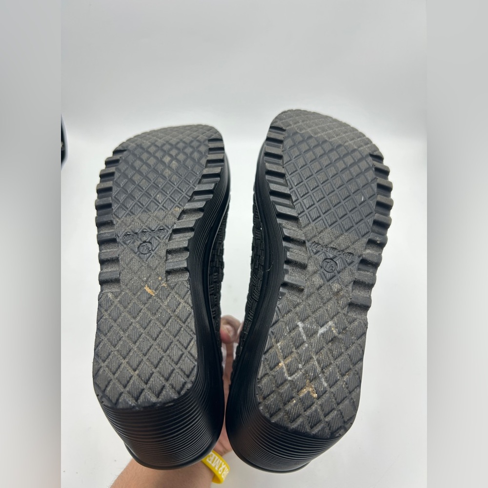 White Mt. Women's Black Woven Platform Shoes Size 7.5 - Picture 5 of 7